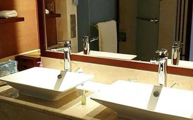 Hainan Qizi Bay New Century Resort