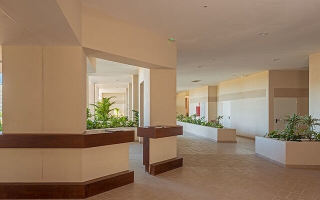 ALB-Luxury 3 bedroom apt Nueva Andalucia