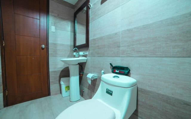 RedDoorz Plus @ Balibago Angeles City 2