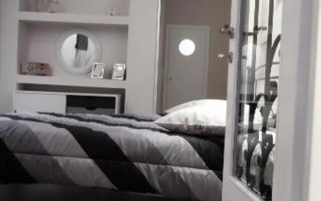 Eleni City Apartment 2