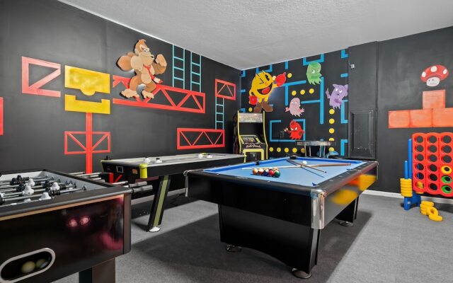 Tr_531r Champions 8 Bedroom Home