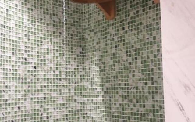 Leo Group Luxury Apartment 24-13 Alliance Palace