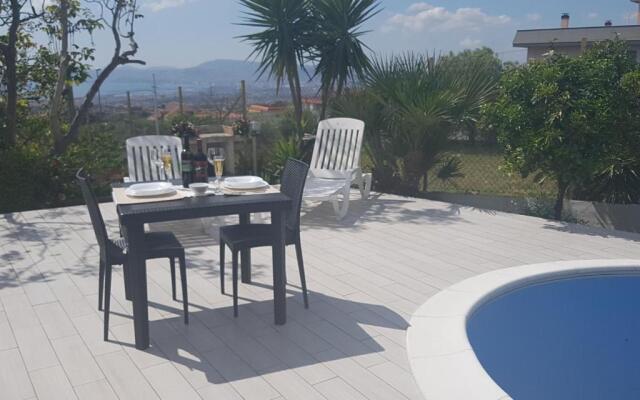 BB La Mariposa De La Reina