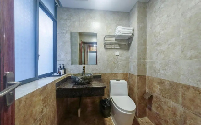 Tianmen Hotel