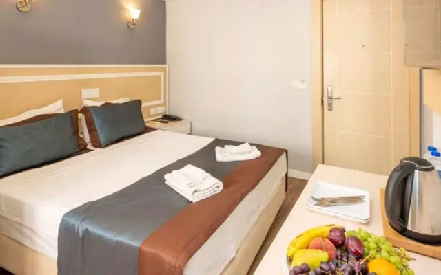 Legend Tulip Hotel