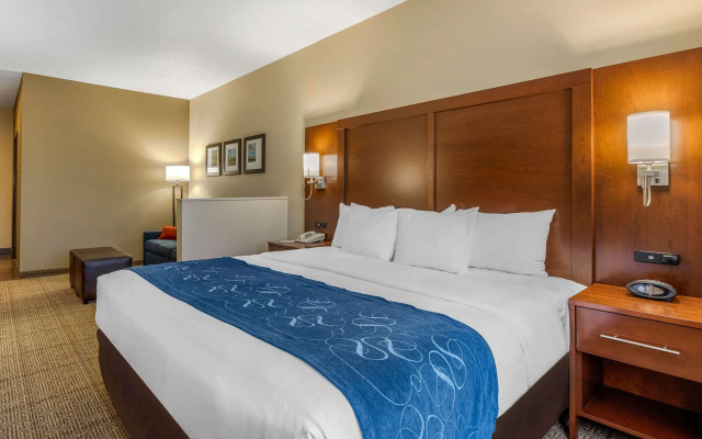 Comfort Suites Cedar Falls