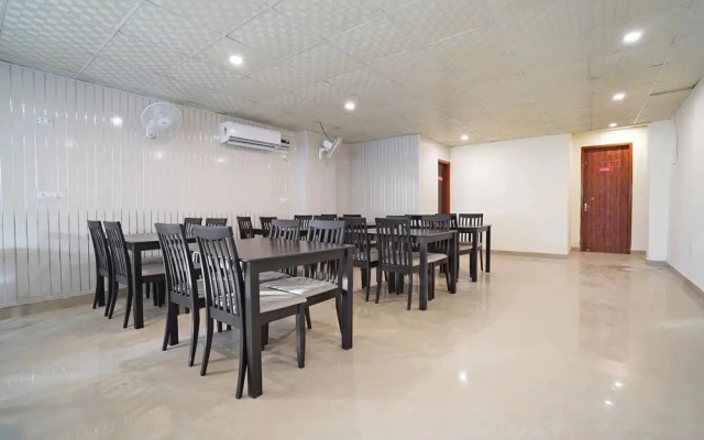 GMD Vasundhara by OYO Rooms