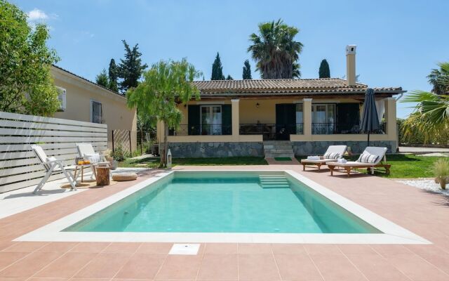 Villa Caramel