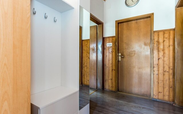 Amazing Apartment in Sibenik-brodarica With Wifi and 2 Bedrooms