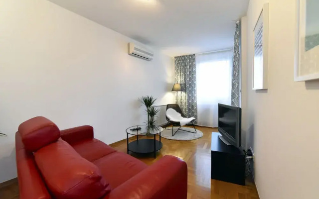 Botanic Apartment