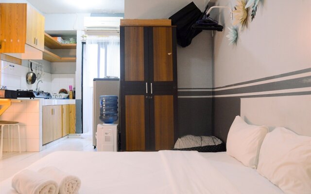 Strategic Studio Apartment at Casablanca East