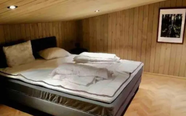 Skogly - Ny stor hytte, Unike Finnskogen