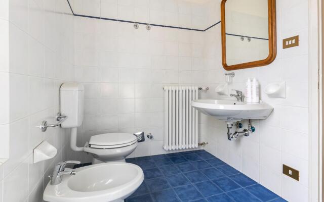 Irnerio Apartments - Black Widow by Wonderful Italy