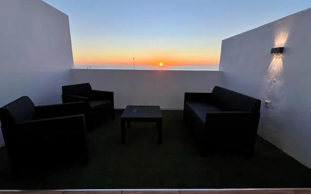 Sea View Bungalow with Communal Pool