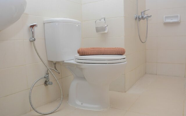 Warm and Cozy 2BR Apartment Woodland Park Residence