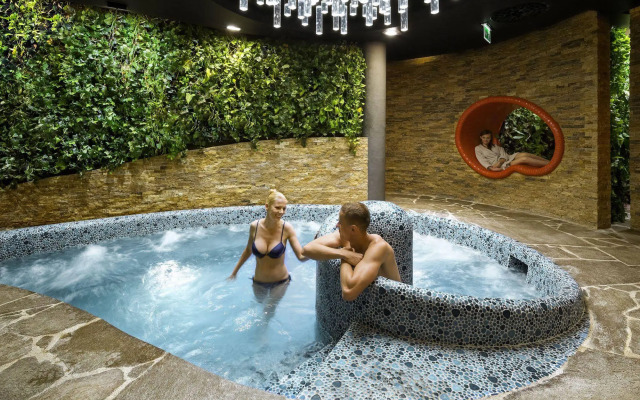 Hotel Narvil Conference & Spa