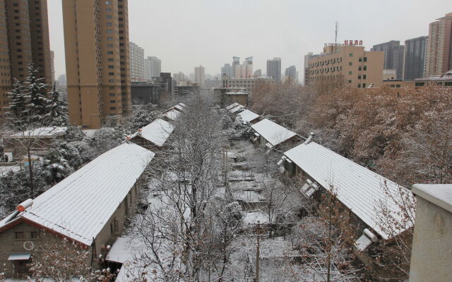 Xi'an Zhongshi Youth Hostel