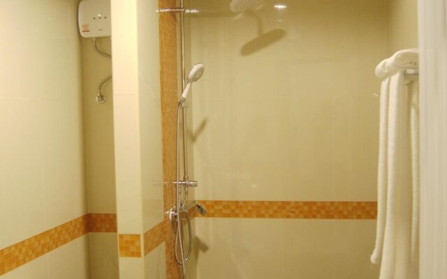 Arunothai Condo