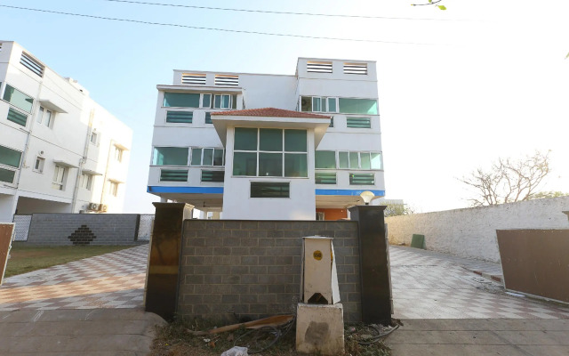 OYO Flagship 41460 Ecr Bay Villas And Resorts