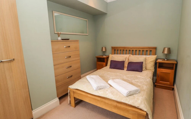 12 Deva Terrace