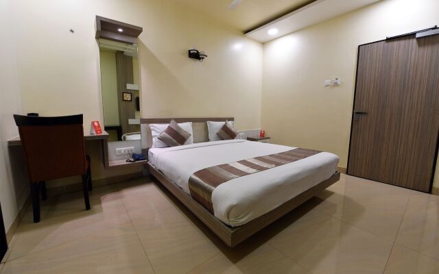 Capital O 4155 Hotel The Sudesh