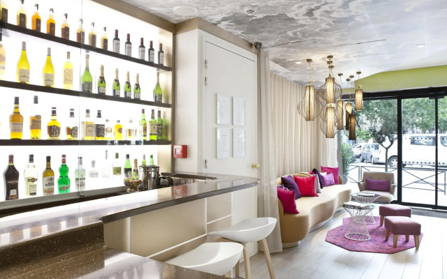 Hotel Eiffel Segur