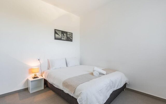 Nat 600 Beach-Luxury Appartment