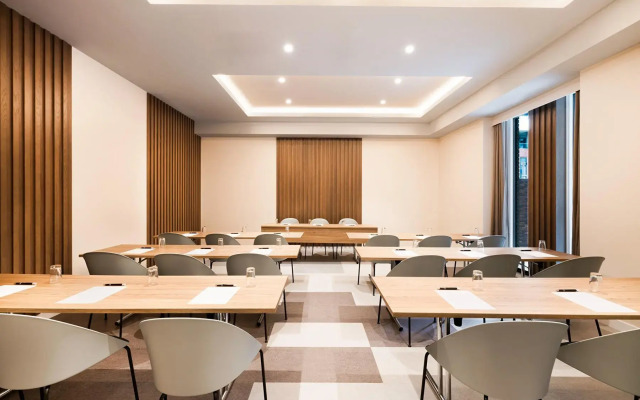 Hotel Riu Plaza Toronto