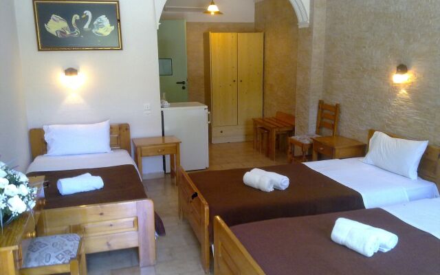 Matala Dimitris Villas and Hotel