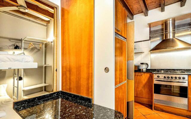 Lovely penthouse 2BR in Eixample - ArtBlue