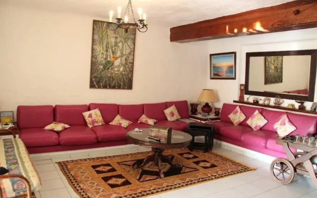 Block J Apartment