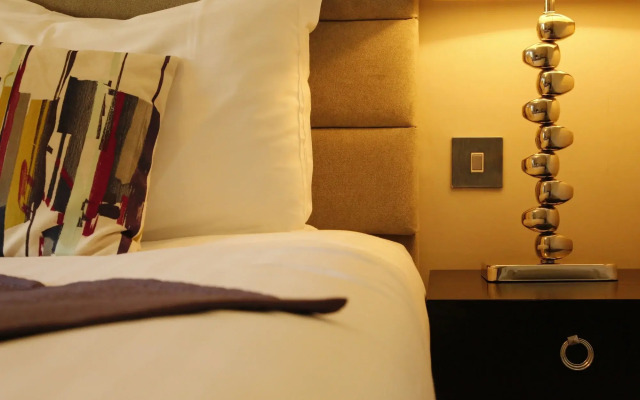 New Bath Hotel and Spa