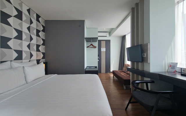 Luminor Hotel Jemursari by WH