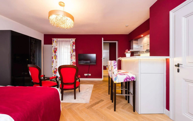 Old Royal Post Boutique Hotel & Premium Suites