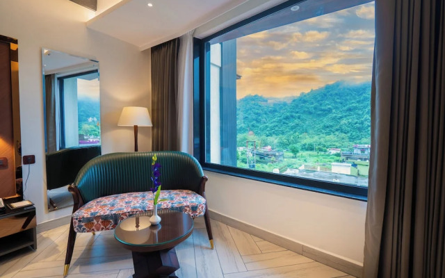Crestorio Resort & Spa Dehradun