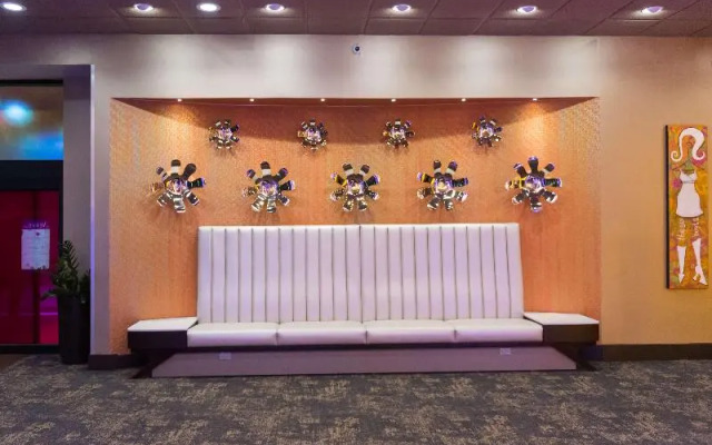 Crowne Plaza Boston Natick