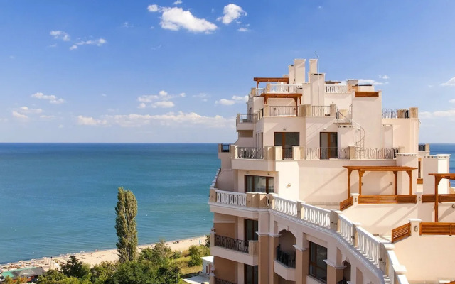 Cabacum Beach Residence