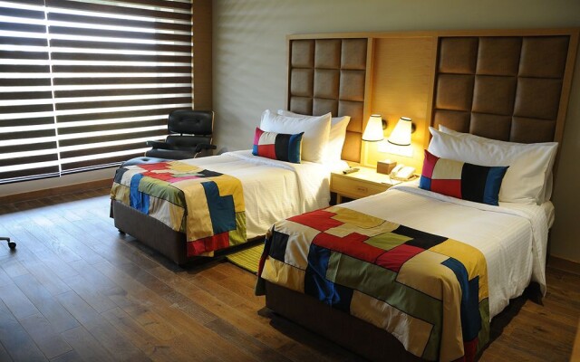 The Lalit Chandigarh