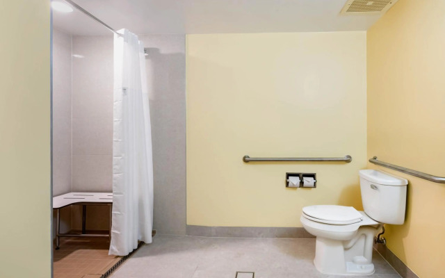 SureStay by Best Western Jacksonville Airport