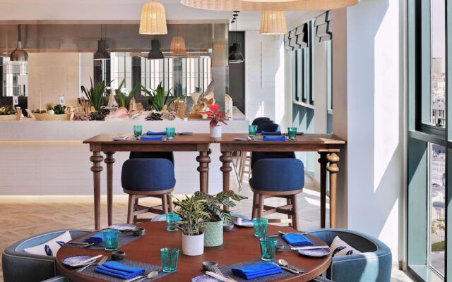 Mercure Dubai Deira