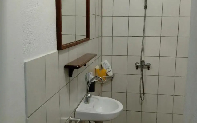 Mo Ti Koté