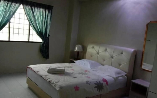 Lumut Guesthouse Apartment Hotel