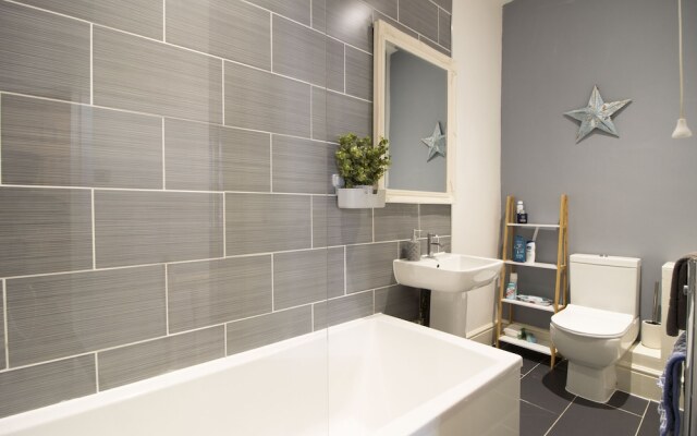 Central Exeter Apartment Kimberley Road