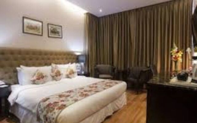Hotel R Inn Delhi