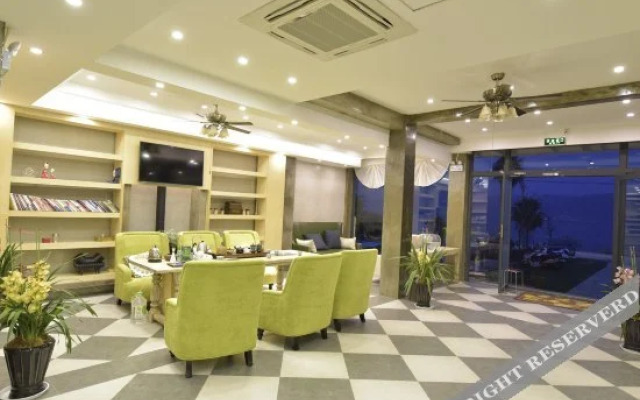 Yinhua Lake View Garden Hotel