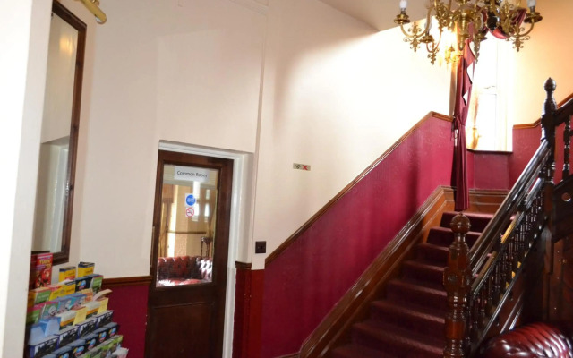 Croft Hotel
