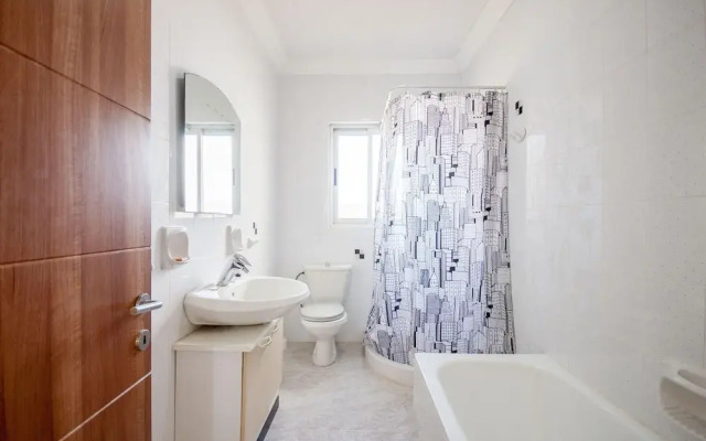 Merill Pool and Sea Penthouse Apart 7