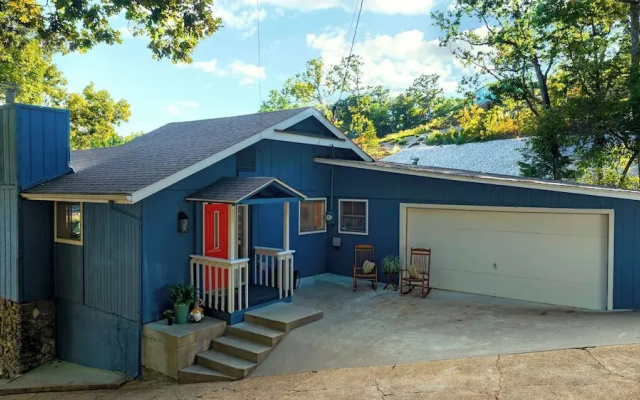 Lake Home Oasis - Sleeps 18