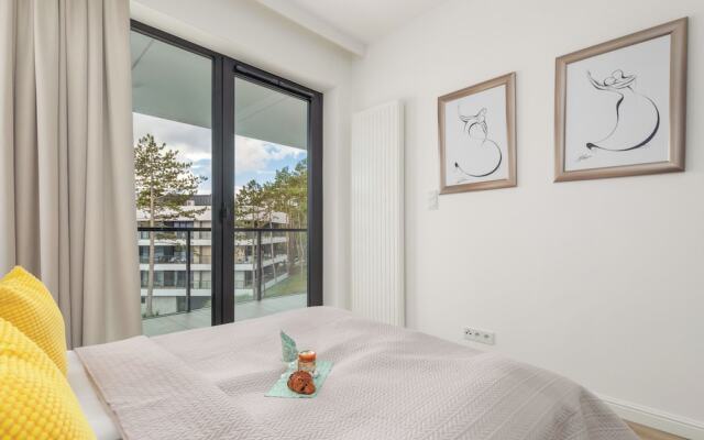 Shellter Apartment Rogowo by Renters