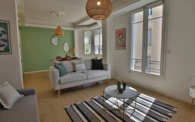 Apartment in Antibes Near Sandy Beaches